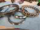 212-040-136-1 Bell Helicopter Mast Bearing