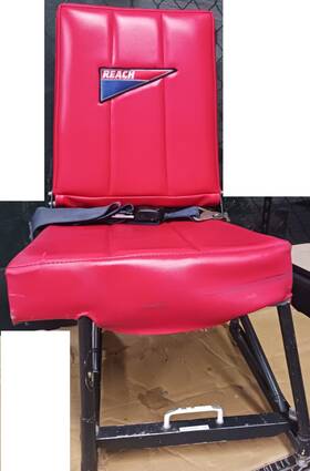 1040-22 4flight Industries Rockwell/aero 690a Commander R/h Adjustable Rear/cabin Seat With Belt P/n