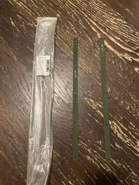 12338907 A M General / Us Military 2 Am Humvee Hmmwv Hummer Hood Rear Lh Retainer Molding Plate