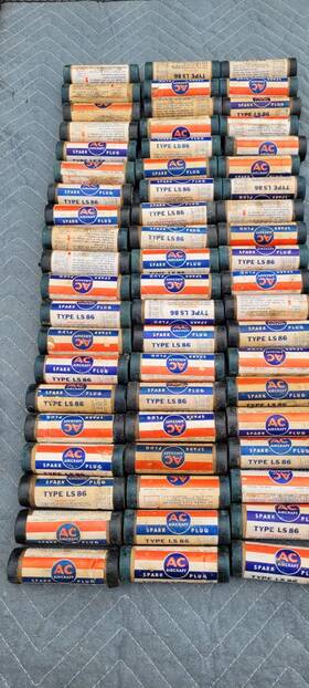 Ls-86 Ac Lot Of 20 New Unopened Vintage Aircraft Spark Plugs