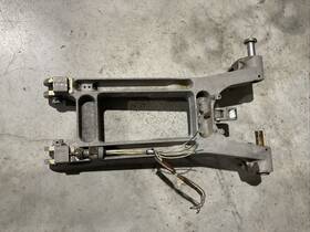 Es12404-0 Aero Commander Es12851-2 680fl - Main Landing Gear Braces Pn