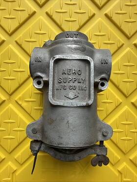 Fs-500 Aero Supply Mfg Corp Vtg Co Inc Fuel Filter Strainer / Gascolator 24237