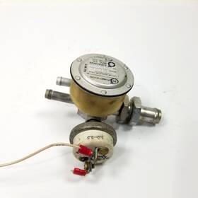 2h3-19 Airborne Vacuum Regulator Valve Assembly With Switch - As Removed