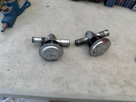 1h30-1 Airborne Mfg Co #10m Pressure Regulating Valve Lot Of 2