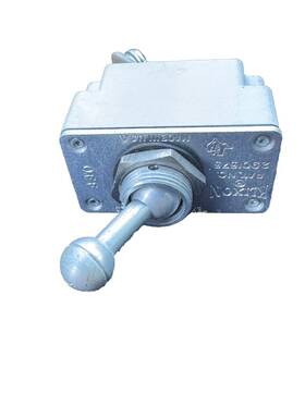 Ms24509-a-5 Aircraft 7270-1-5 Klixon Toggle Circuit Breaker 5a