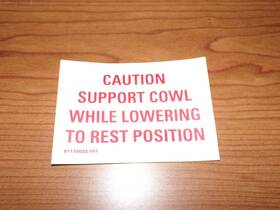 81135022-101 Aircraft Cowl Decal 81135022-1 - Caution Support While Lowering