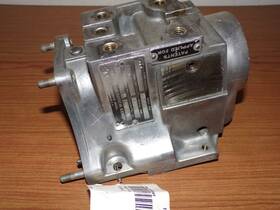 Sb9r113 American Bosch Hg52174 Magneto Housing