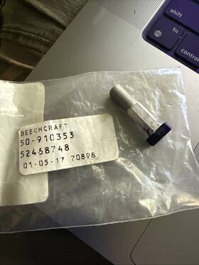 50-910353 Beachcraft Cowl Bolt