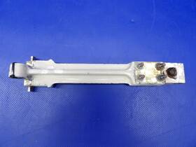 Beech 105-820015-3 76 Duchess Nose Gear Drag Leg P/n 0526-1327