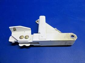 60-810092-23 Beech 58 Baron Lh Gear Retract Uplock P/n 0225-960