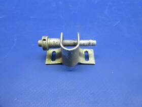 95-410040-29 Beech 58 Baron Nose Cone Bracket P/n 0225-972