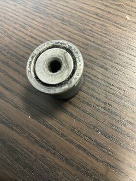 35-165004 Beechcraft Bonanza Flap Roller Assy P/n