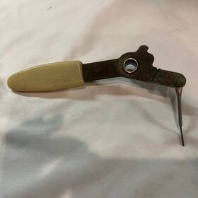 35-324037 Beechcraft Bonanza Parking Brake Handle Assembly P/n Beech Airplane