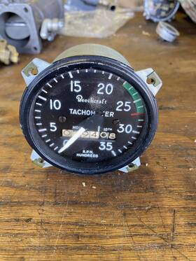 35-324365-13 Beechcraft Beech Bonanza Tachometer P/n Twice Cable Speed