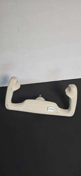 35-380057 Beechcraft Bonanza Yoke Control Wheel Small Rams Horn