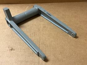 45-524024-1 Beechcraft T34 Fwd Rh Hanger Assembly P/n New