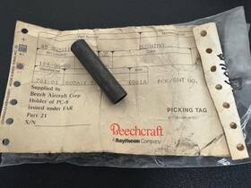 45-825011 Beechcraft Aircraft Nose Attach Bushing P/n New Surplus St