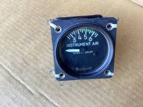 58-380017.3 Beechcraft Suction Gauge Parker 1g9-38