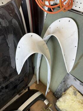 96-110010-19 Beechcraft B58 Baron Right Outboard Engine Nacelle Fillet Fairing