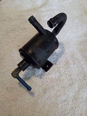 Beechcraft 96-389006-3 Air Oil Separator