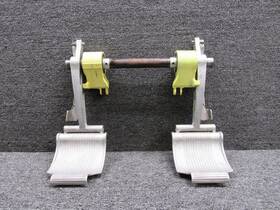 50-524402-614 Beechcraft Parts Be-200 Copilot Rudder Pedal Assembly
