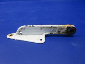 47-382-128-6 Bell 47j-2 Helicopter Cabin Door Lower Hinge Rh P/n 1224-1202