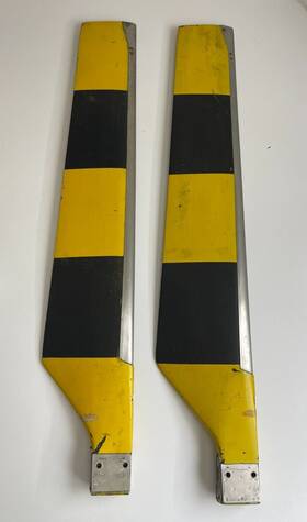 47-642-020-1 Bell Helicopter Rotor Tail Blades Yellow Black Display Only 10552