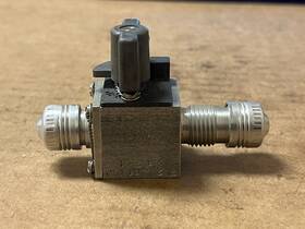 212-040-232-1 Bell Helicopter Valve P/n New Sa 465c-62nsw