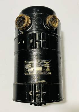 116285-231 Bendix Aviation Corp. Wwii B-17 Voltage Booster Magneto 116285-231 Bendix Aviation Corp. Wwii B-17 Voltage Booster Magneto