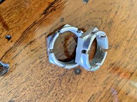 21025-24 Bendix Pair New 1 1/2 Inch Axle Nuts Pn Ms 21025-24. Gum