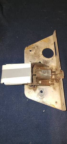 0411551-4 Cessna 120 / 140 L/h Door Latch Assembly P/n 0411551-4 Cessna 120 / 140 L/h Door Latch Assembly P/n