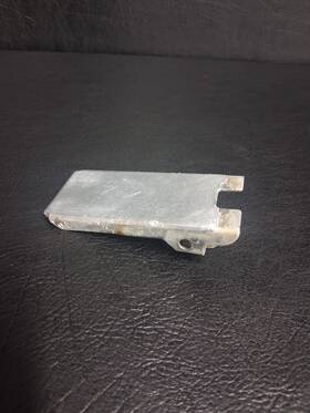 0413389-4 Cessna 150j Inside Cabin Door Handle Pn Lh Or Rh