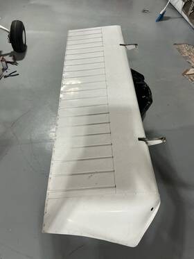 0426901-1 Cessna 150e Right Flap P/n