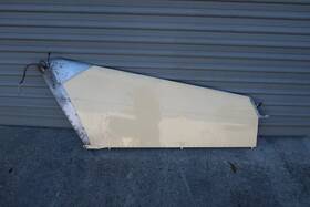 0431004-2 Cessna 150h Vertical Stabilizer Fin