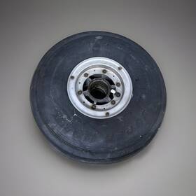 0441016-1 Cessna 172 Main Gear Wheel Assembly 6.00 X 6 P# / Mccauley D-30039