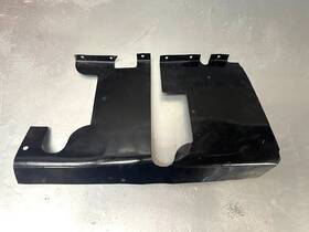 0513058-1 Cessna 172 Rudder Bar Shield R/h #0513058-1