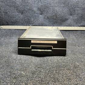0513390-12 Cessna 0513320-8 172k Map Box And Door Assembly Missing The Hinge 0513390-12 Cessna 0513320-8 172k Map Box And Door Assembly Missing The Hinge