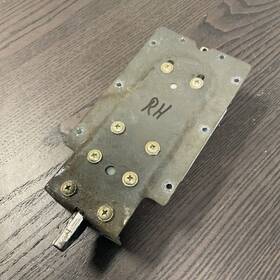 0517012-4 Cessna 172 Rh Cabin Door Latch Assy P/n