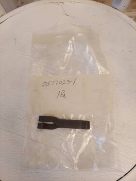 0517023-1 Cessna Cabin Door Stop Spring P/n - Appears Unused