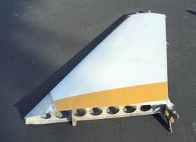 0531006-64 Cessna 053100664 172g Vertical Stabilizer P/n