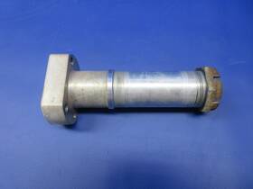1224-1326 Cessna 0541124-1 Early 210 Main Landing Gear Axle P/n