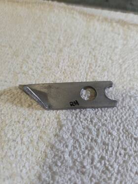 0541141-2 Cessna 0541141 170b Right Lock Plate For Brake Master Cylinder
