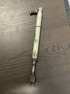 0543022-1 Cessna 172 Lh Nose Wheel Steering Tube P/n