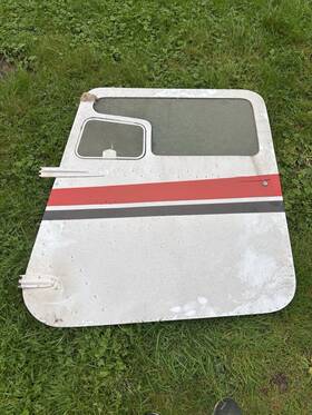 071123 Cessna 1960 210 Left Hand Door