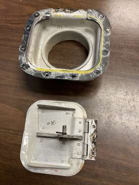 0713135-1 Cessna 182 Outside Air Vent Door And Inlet Assy P/n