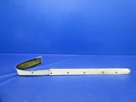 0825-2009 Cessna 0720618-1 182 / 182p Wing To Fuselage Fillet Left Hand P/n