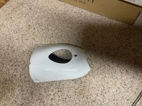 0723201-4 Cessna Mnl02 Wing Position Light Shield Rh Pn