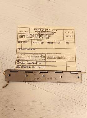 0752625-200 Cessna P/n Hinge Assembly