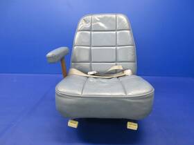 0812874-11 Cessna 310 / 310r Rh Center Seat P/n 1124-1433