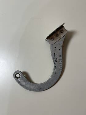 0813300-8 Cessna Gear Door Hinge 0813300-8 Cessna Gear Door Hinge